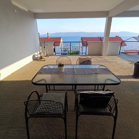 Apartmani Biba Novi Vinodolski Buitenkant foto