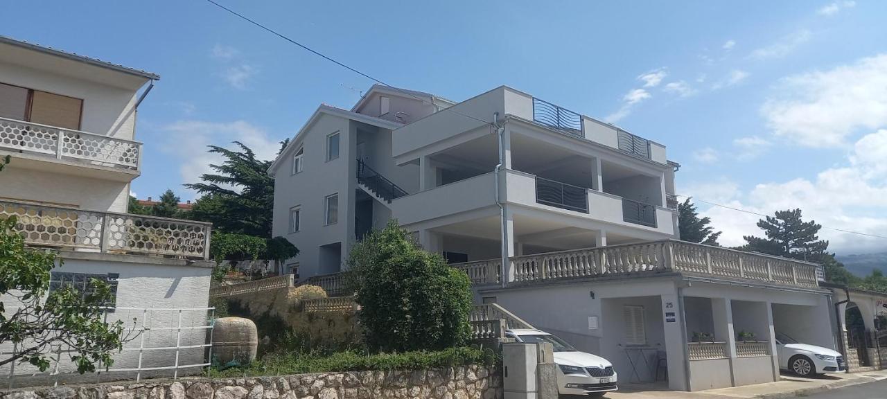 Apartmani Biba Novi Vinodolski Buitenkant foto