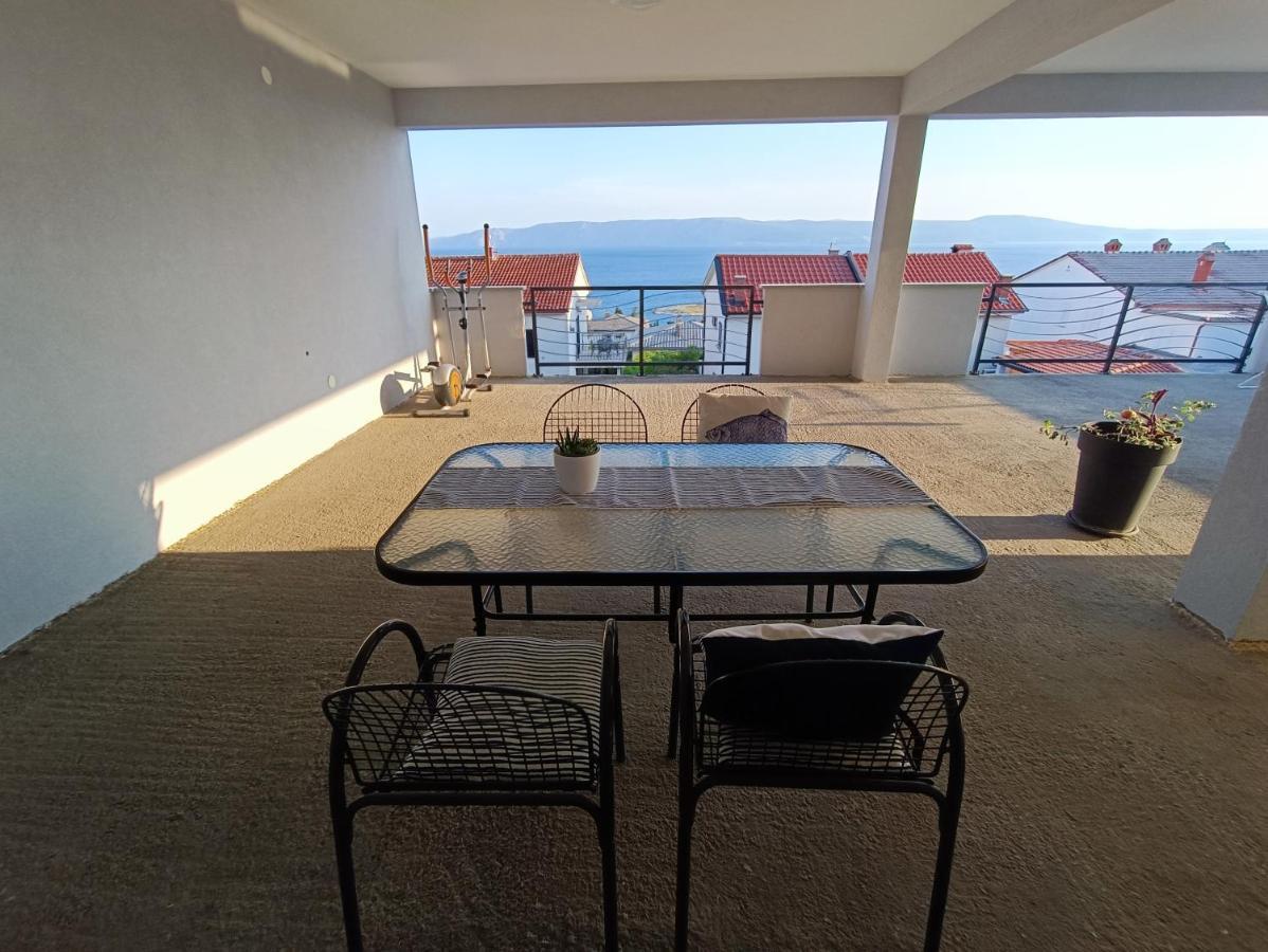Apartmani Biba Novi Vinodolski Buitenkant foto